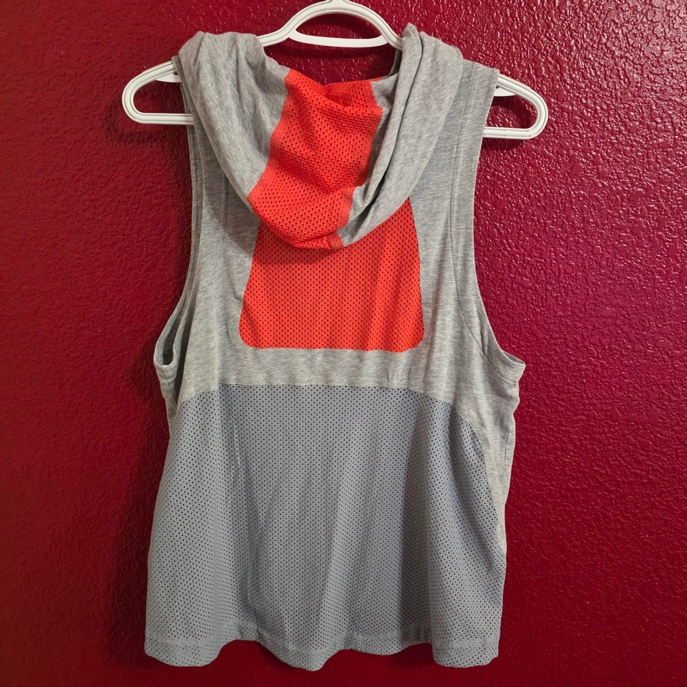 Under Armour Womens Sleeveless‎ Hoodie Mesh Back Gray Orange Athletic Tank Large